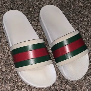 Gucci Pool Slides White Size 6